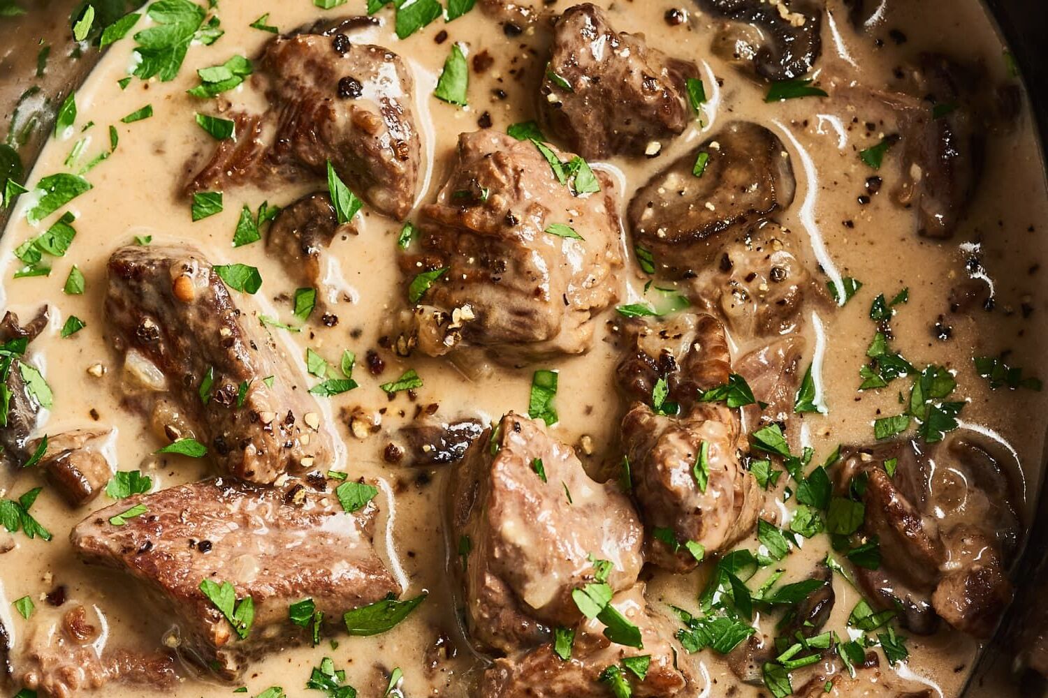 slow-cooker-beef-stroganoff-recipe