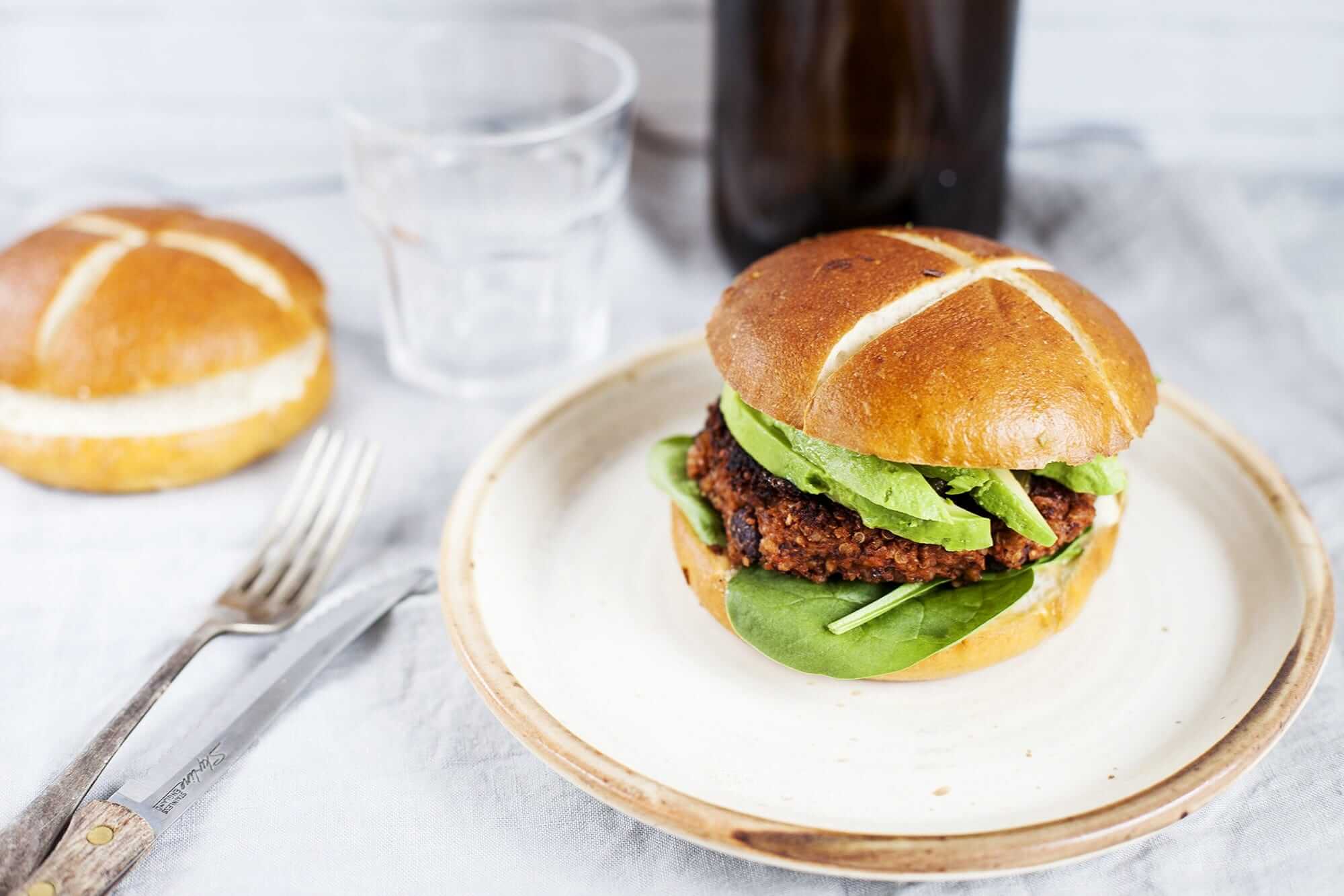 quinoa-black-bean-burgers-recipe