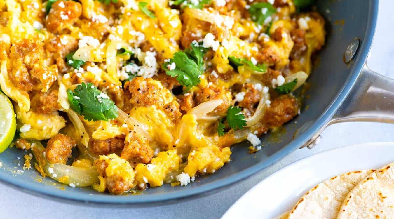 scrambled-eggs-with-chorizo-recipe